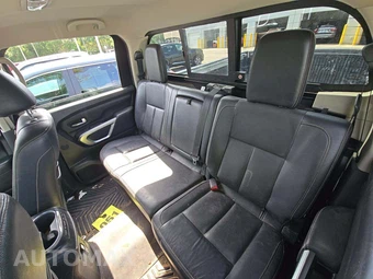 2016 Nissan TITAN XD SL Crew Cab Medium Bed - miniatura 13