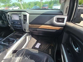 2016 Nissan TITAN XD SL Crew Cab Medium Bed - miniatura 19