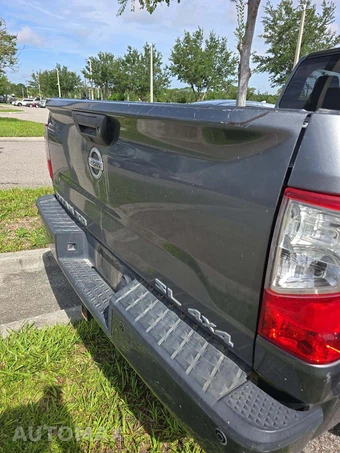 2016 Nissan TITAN XD SL Crew Cab Medium Bed - miniatura 29