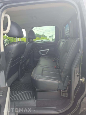 2016 Nissan TITAN XD SL Crew Cab Medium Bed – miniatura 13