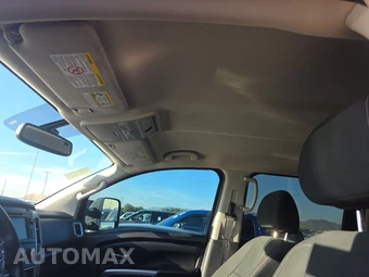 2016 Nissan TITAN XD SV Crew Cab Medium Bed - miniatura 17