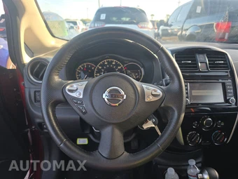 2016 Nissan Versa Note SR – miniatura 10