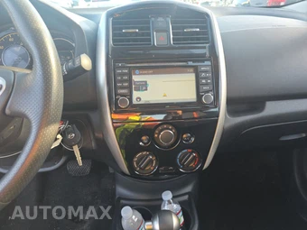 2016 Nissan Versa Note SR – miniatura 11