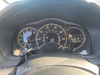 2016 Nissan Versa Note SR – miniatura 12