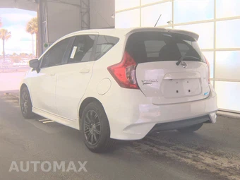 2016 Nissan Versa Note SR – miniatura 6