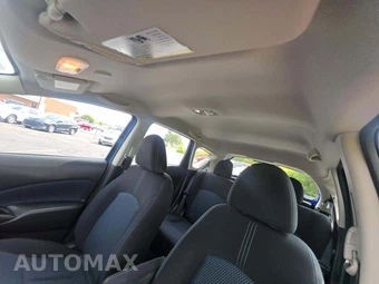 2016 Nissan Versa Note SV - miniatura 8