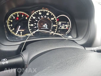 2016 Nissan Versa Note SV – miniatura 12