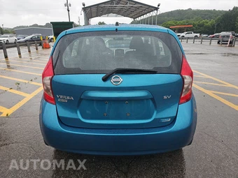 2016 Nissan Versa Note SV – miniatura 5