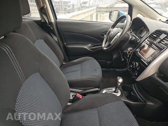 2016 Nissan Versa Note SV – miniatura 8