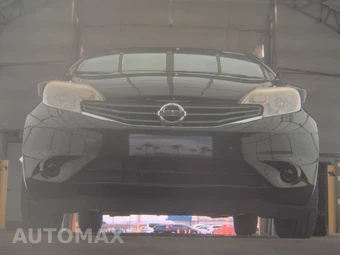 2016 Nissan Versa Note SV – miniatura 3