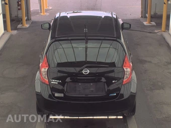 2016 Nissan Versa Note SV – miniatura 6