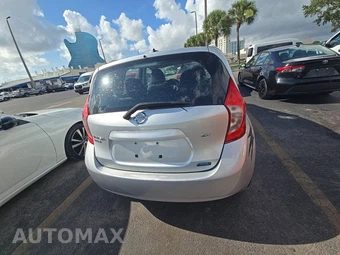 2016 Nissan Versa Note SV – miniatura 5