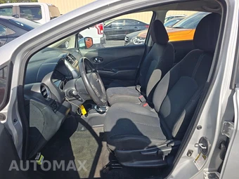 2016 Nissan Versa Note SV – miniatura 7