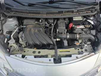 2016 Nissan Versa Note SV – miniatura 15