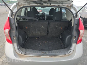 2016 Nissan Versa Note SV – miniatura 16