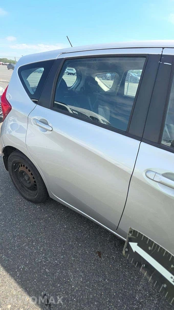 2016 Nissan Versa Note SV – miniatura 25