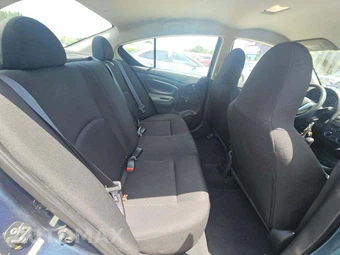2016 Nissan Versa S – miniatura 16