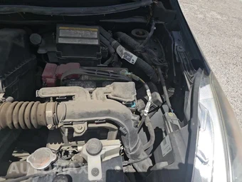 2016 Nissan Versa S – miniatura 22
