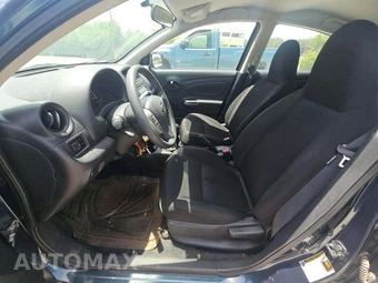 2016 Nissan Versa S – miniatura 6