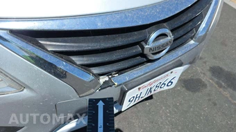 2016 Nissan Versa S – miniatura 38