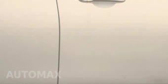 2016 Nissan Versa SL - miniatura 20