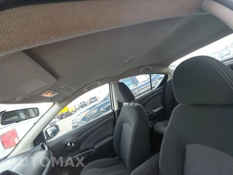 2016 Nissan Versa SV - miniatura 17