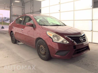 2016 Nissan Versa SV – miniatura 3