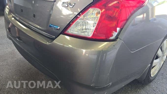 2016 Nissan Versa SV – miniatura 29