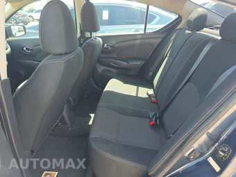 2016 Nissan Versa SV – miniatura 13