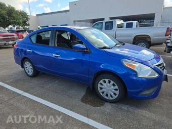 2016 Nissan Versa SV - miniatura 4