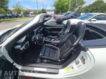 2016 Porsche 911 Carrera 4S Cabriolet – miniatura 6