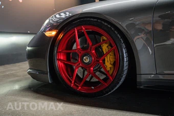2016 Porsche 911 Turbo S - miniatura 15