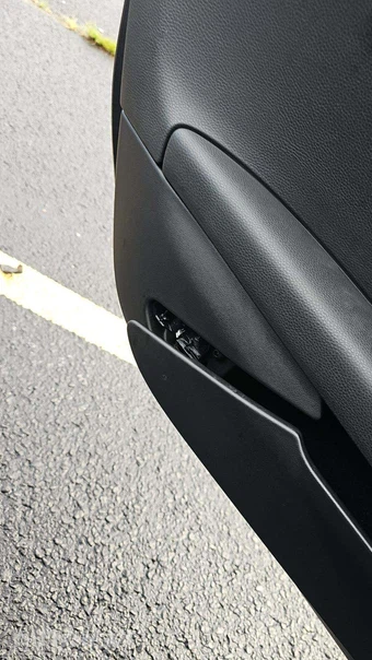 2016 Porsche Boxster Black Edition – miniatura 25