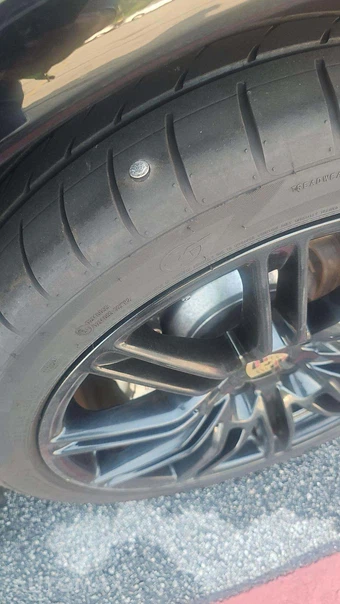 2016 Porsche Cayenne GTS – miniatura 24