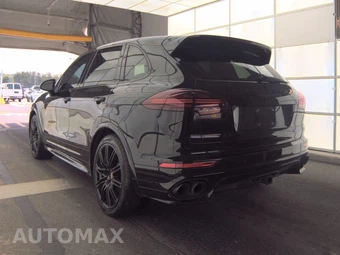 2016 Porsche Cayenne GTS – miniatura 6