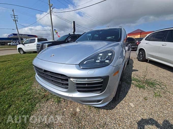 2016 Porsche Cayenne GTS