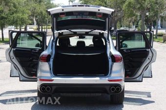 2016 Porsche Cayenne S E-Hybrid – miniatura 17