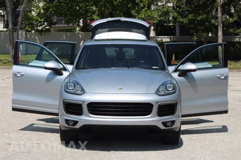 2016 Porsche Cayenne S E-Hybrid – miniatura 19