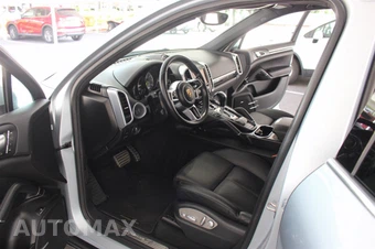 2016 Porsche Cayenne S E-Hybrid – miniatura 21