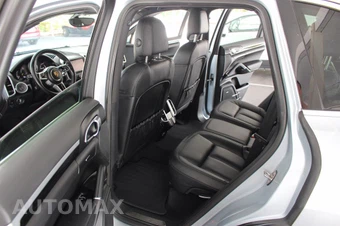 2016 Porsche Cayenne S E-Hybrid – miniatura 23