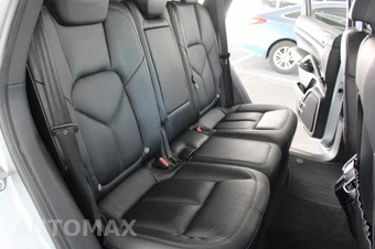 2016 Porsche Cayenne S E-Hybrid – miniatura 28