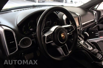 2016 Porsche Cayenne S E-Hybrid – miniatura 33