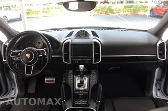 2016 Porsche Cayenne S E-Hybrid – miniatura 35