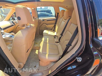 2016 Porsche Cayenne S E-Hybrid – miniatura 13