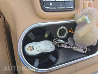 2016 Porsche Cayenne S E-Hybrid – miniatura 8