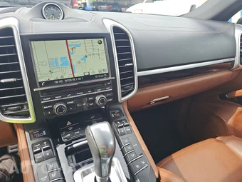 2016 Porsche Cayenne S E-Hybrid - miniatura 11