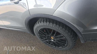 2016 Porsche Cayenne S – miniatura 12