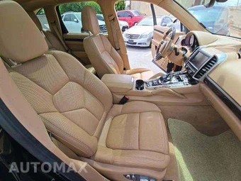 2016 Porsche Cayenne S – miniatura 18