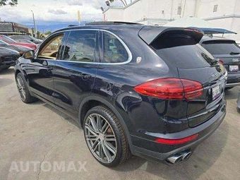 2016 Porsche Cayenne S – miniatura 2