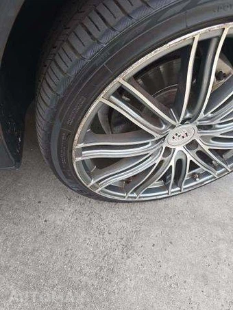 2016 Porsche Cayenne S – miniatura 27
